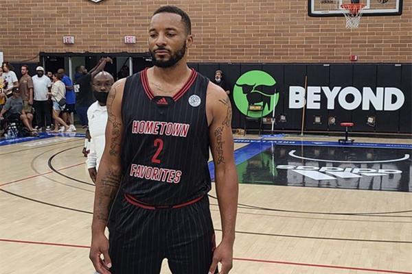 乓球赛场上 乓球赛场上