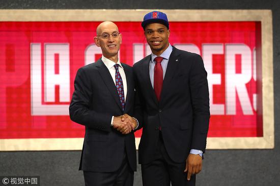 打造坚韧精 打造坚韧精