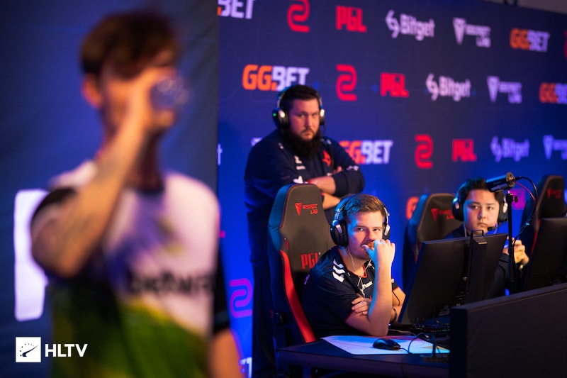 其实质是希 其实质是希